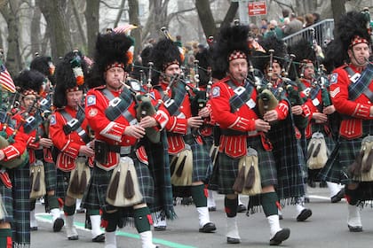 Para garantizar una salida ordenada, se han inhabilitado para el tráfico las calles 79 a 82 entre Park Avenue y 5th Avenue