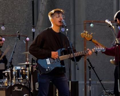 Para Giuliano, la música fue el motor.