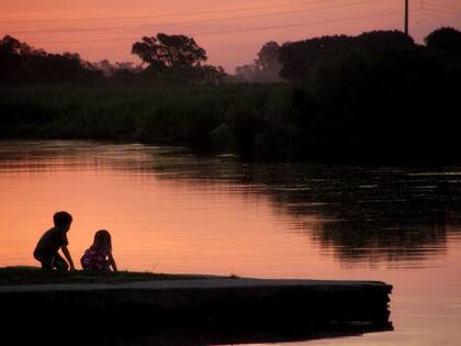 Para grandes y chicos, la laguna es una escapada ideal para el fin de semana