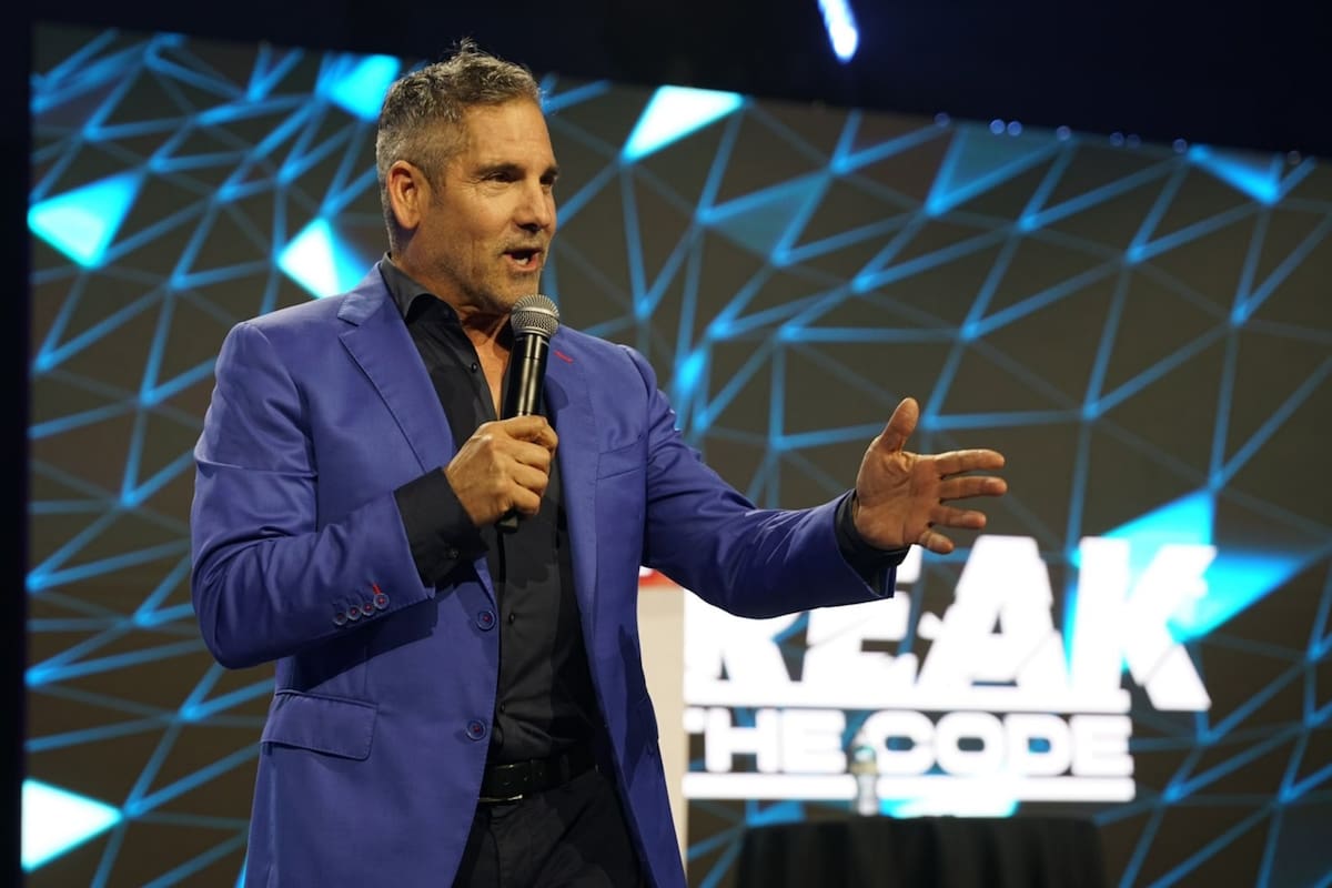 Para Grant Cardone hay un solo auto que merece la pena ser comprado antes que alquilarlo