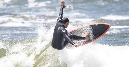 Para Javier Aguirre, de la Escuela de Surf Los Dedos, Punta del Este es uno de los mejores spots de Uruguay para surfear, además de La Paloma