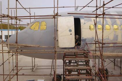 Para la construcción de la réplica el campesino chino se inspiró en un Airbus A320 del tamaño de un juguete