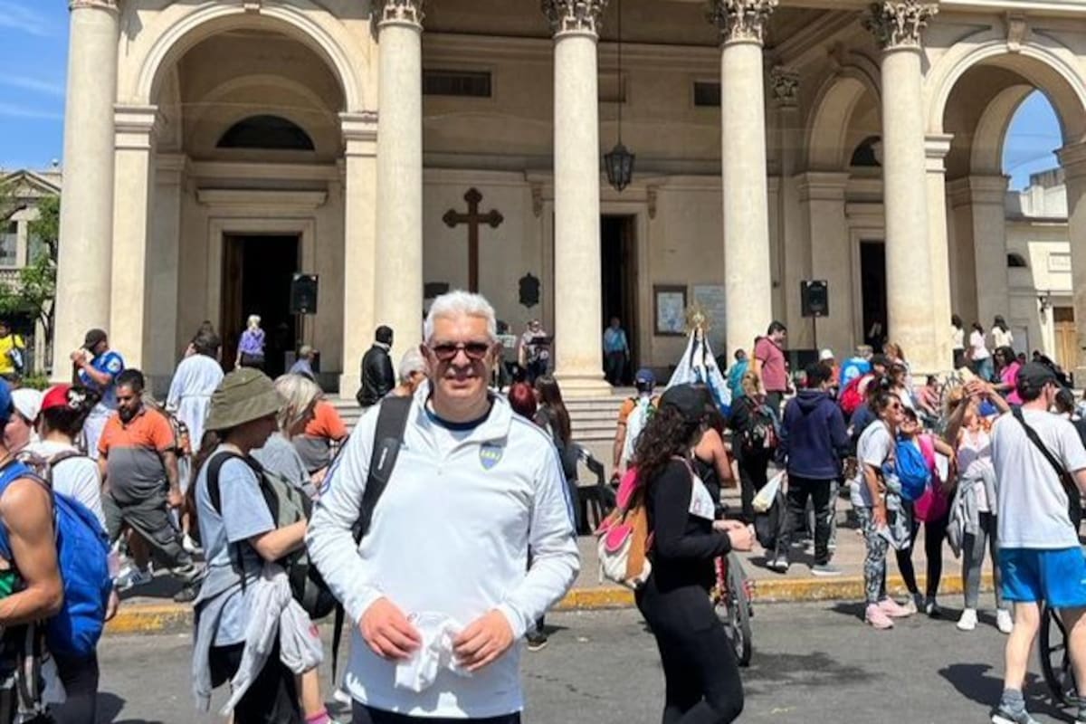 Para la peregrinación. El exministro de Agricultura, Julián Domínguez