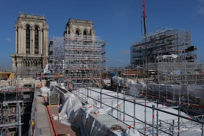 Para la restauración de Notre-Dame se utilizaron las mismas técnicas medievales empleadas para su construcción.
