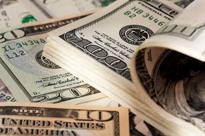 Para los analistas, ayudan el exitoso desarme de Lebac, el inminente acuerdo con el FMI y la reducción del déficit fiscal