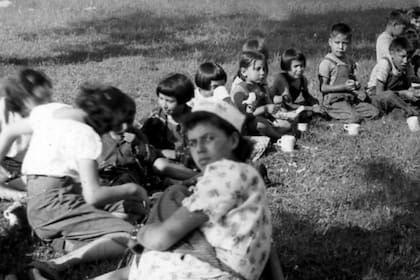 Para los niños que sobrevivieron, el paso por estas escuelas fue una experiencia extremadamente traumática