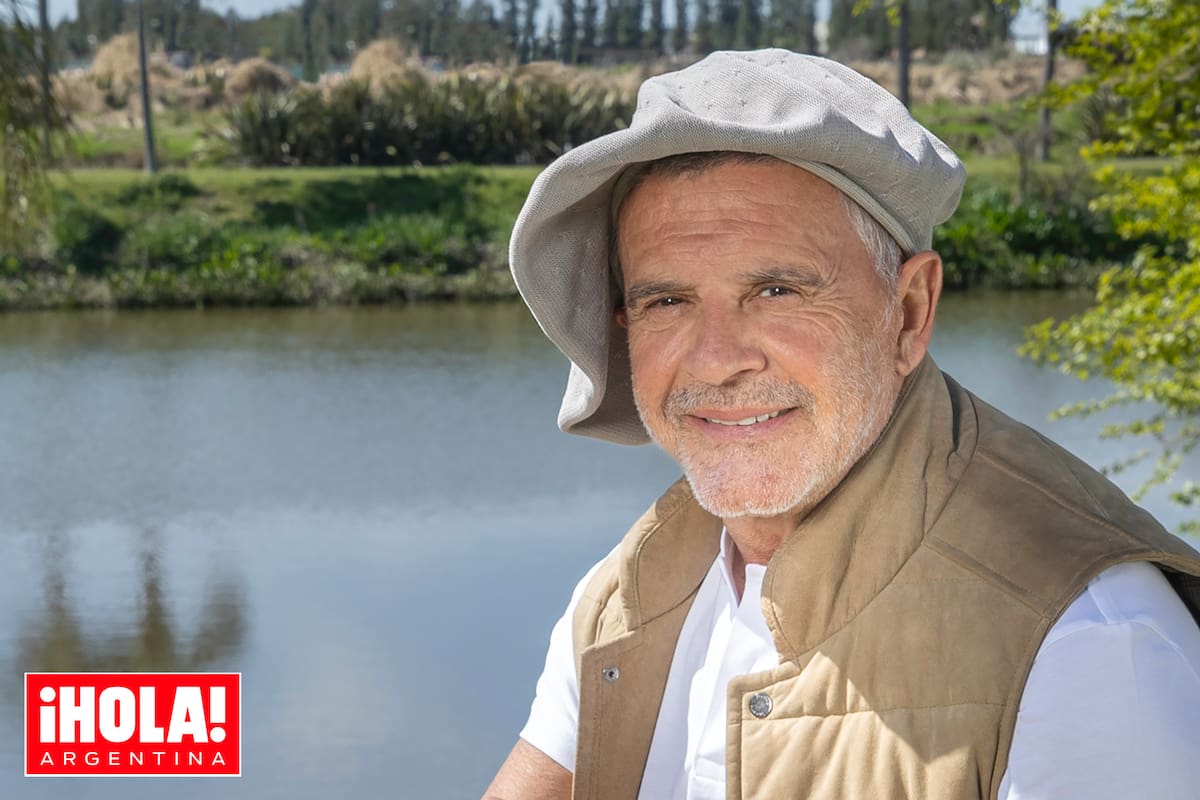 “Para mí, era importante que la nueva casa tuviera
salida al río, como la casa de mi infancia en Uruguay, cuyo fondo daba al Río de la Plata”, dice él