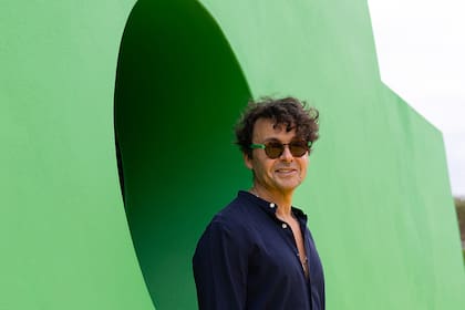 "Para mí es natural trabajar con famosos, tengo grandes amigos", dice Wally