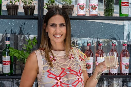 Para Mona Gallosi, la gran virtud de Gancia es su versatilidad para conformar diferentes cócteles y adaptarse a distintos momentos