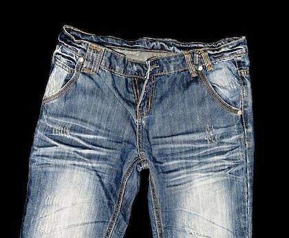 Para muchos, los jeans adquieren personalidad al desgastarse