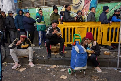 Para no ser pobre, un adulto necesitó en septiembre $528.319
