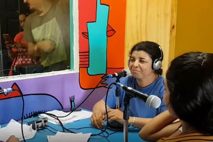 Para Noemí, la radio es una herramienta efectiva no solo para acercar contenidos pedagógicos, sino para informar a las familias acerca de la pandemia.