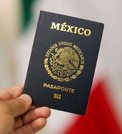 Para obtener el pasaporte de México se deberá acreditar la identidad del solicitante y pagar la tarifa correspondiente