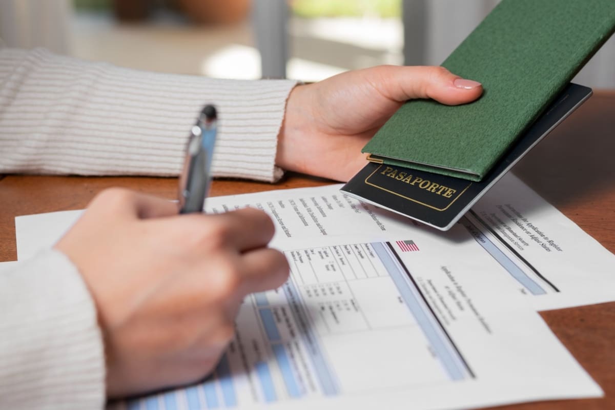 Para obtener una cita de visa de emergencia se deberá presentar documentación que justifique la necesidad de la fecha anticipada