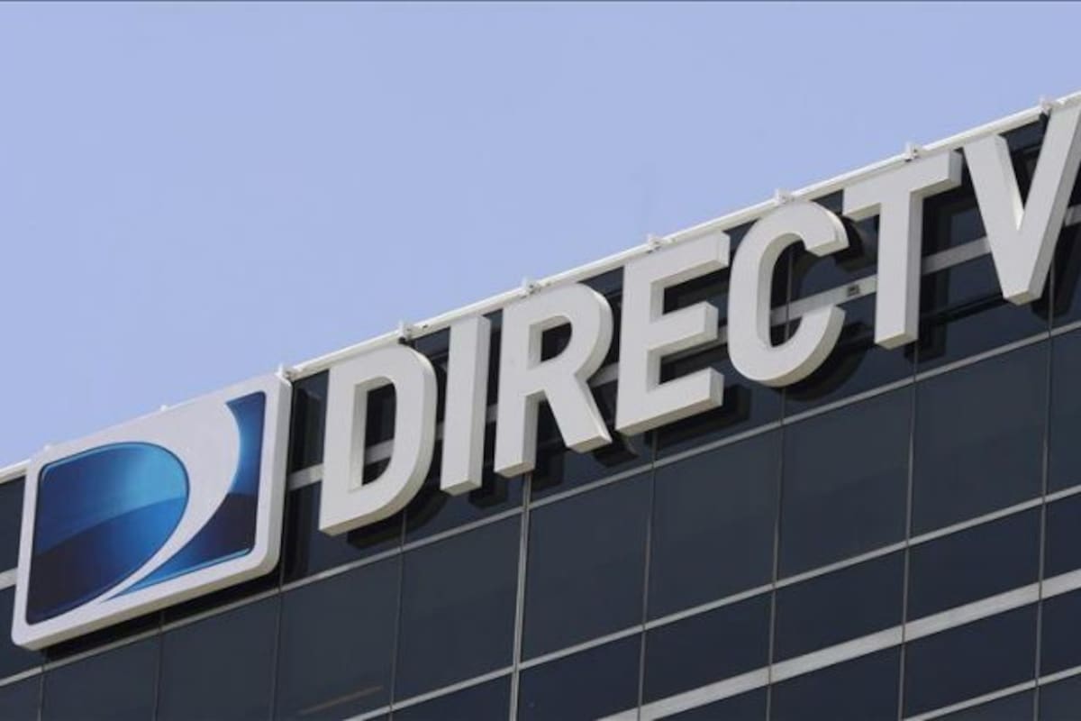 Para poder dar el servicio, DirecTV debería llegar a un acuerdo con Telecom, Movistar (Telefónica) o Claro para “alquilarles” la red