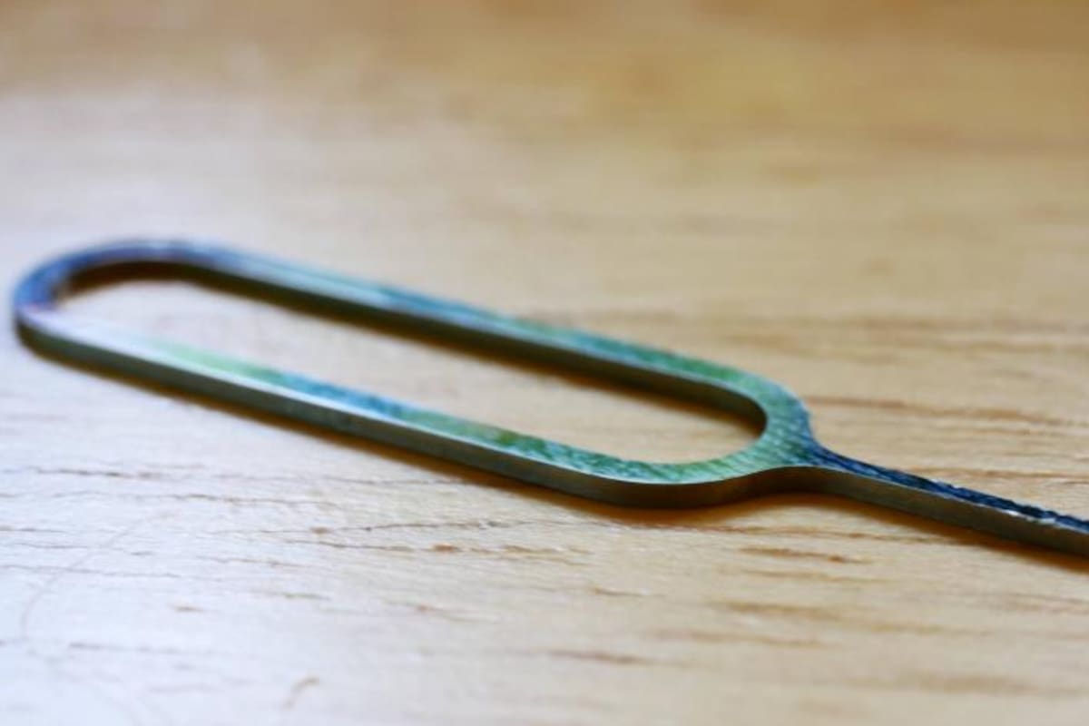 ¿Para qué sirve el agujero de esta llave para el celular? (Foto: iStock)