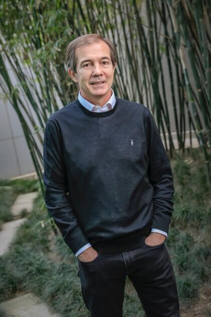 Para Rafael Berges, gerente de Personas en el Banco Galicia, para atraer al mejor talento es necesario ofrecerle bienestar al equipo de trabajo mediante los desafíos, la colaboración y el “equilibrio” entre la vida personal y profesional.