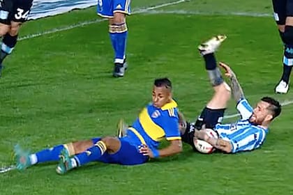 Para Rapallini, la mano de Gómez no fue para sancionar penal para Boca