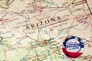 Para registrarse y votar en Arizona hay tiempo hasta el 7 de octubre; existen distintas maneras de hacerlo