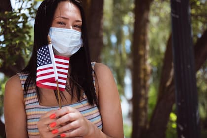 Para ser ciudadano americano se tiene que aprobar el examen