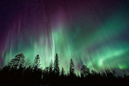 Para visualizar las auroras boreales se deben reunir las condiciones necesarias