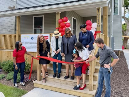 Para vivir en las viviendas de A Tiny Home for Good, los inquilinos deben cumplir con ciertos criterios específicos