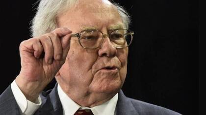 Para Warren Buffett, el secreto del éxito es saber bien dónde invertir, con una visión a largo plazo, y destacando el posicionamiento en compañías de valor
