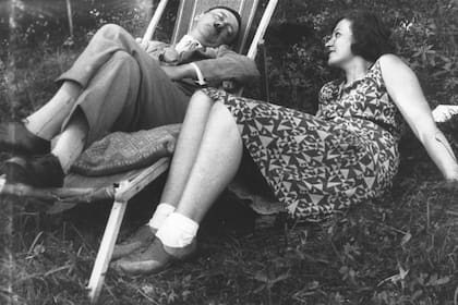 “Paradójicamente, la relación más oscura de la vida de Hitler, la que lo unió a su sobrina Geli, es aquella de la que se conocen más detalles”, cuenta Massimi.