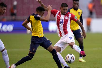 Paraguay, ya sin chances de acceder a Qatar, recibe a Ecuador que con un triunfo volverá a meterse en una Copa del Mundo