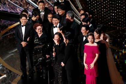 Parasite, de Corea del Sur, se convirtió en el primer film de habla no inglesa en ganar un Oscar a mejor película