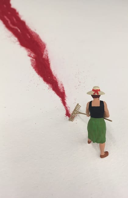 Obra de Liliana Porter en el stand de la galería Espacio Mínimo