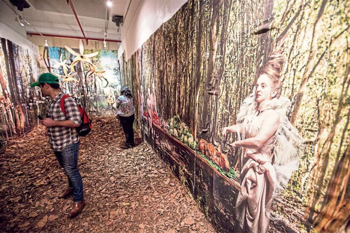 Pardés. Costantino propone que el visitante interactúe con personajes de fábula