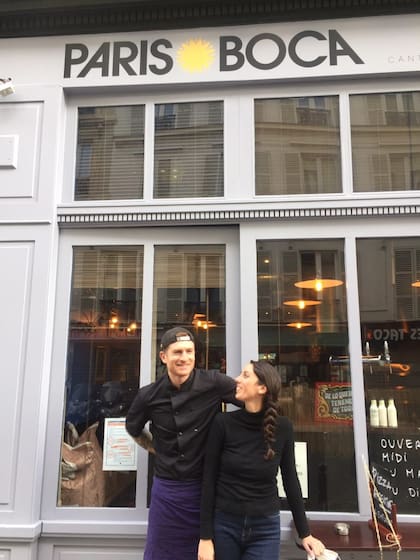 Paris Boca, el primer emprendimiento de . Anne-Louis Brosseau con su pareja, la argentina Natalia Pirillo Font.