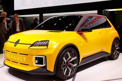 PARIS, FRANCE - OCTOBER 17: A new Renault 5 electric automobile is on display during the "Mondial de l'Automobile" at the Parc des Expositions on October 17, 2022 in Paris, France. After a long four-year break due to the covid health crisis, the 89th Paris Motor Show 2022 opens its doors this Monday, against a backdrop of the automotive crisis and the electrification of the European sector, without most of the manufacturers Germans. (Photo by Chesnot/Getty Images)