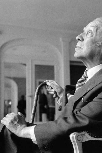 Jorge Luis Borges el 20 de mayo de 1979 en París, Francia