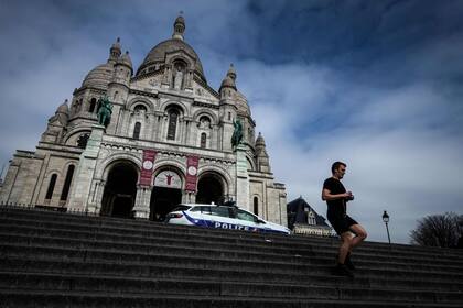 París restringió, a partir de hoy, el horario y el recorrido para salir a realizar actividades fisicas