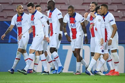 PSG festeja. El equipo de Pochettino goleó a Barcelona en el Camp Nou