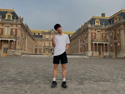 Park Geon-roung tiene 17 años y lanzó su propio sencillo (Fuente: Instagram/@geonroung)
