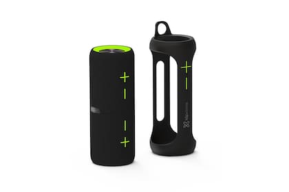 Parlante resistente. La firma Klip Xtreme ofrece para estas fiestas su equipo Vibe 360. Se trata de un parlante resistente al agua que incluye conexión inalámbrica y 20 horas de autonomía. Además su diseño permite separarlo en dos partes para ofrecer una experiencia estéreo. ($7999)