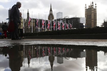 Parliament Square, ayer, tras los festejos por el Brexit en Londres