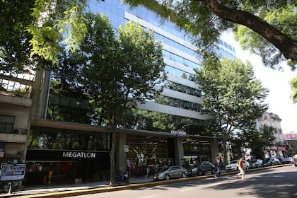 Parque Patricios es uno de los barrios más rentables de la ciudad de Buenos Aieres, un pulmón verde alrededor del cual se generan continuamente nuevos emprendimientos.