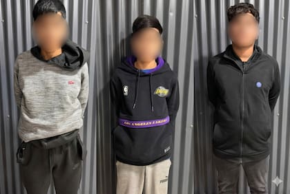 Parte de la banda de menores detenida en Villa Lugano