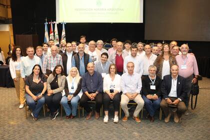 Parte de la comitiva de la Federación Agraria Argentina (FAA)