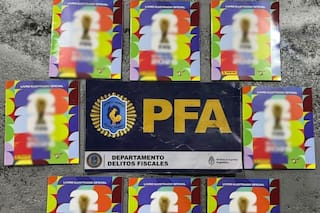 Secuestraron 2200 álbumes del Mundial 2026 ingresados de contrabando y valuados en 100 millones de pesos