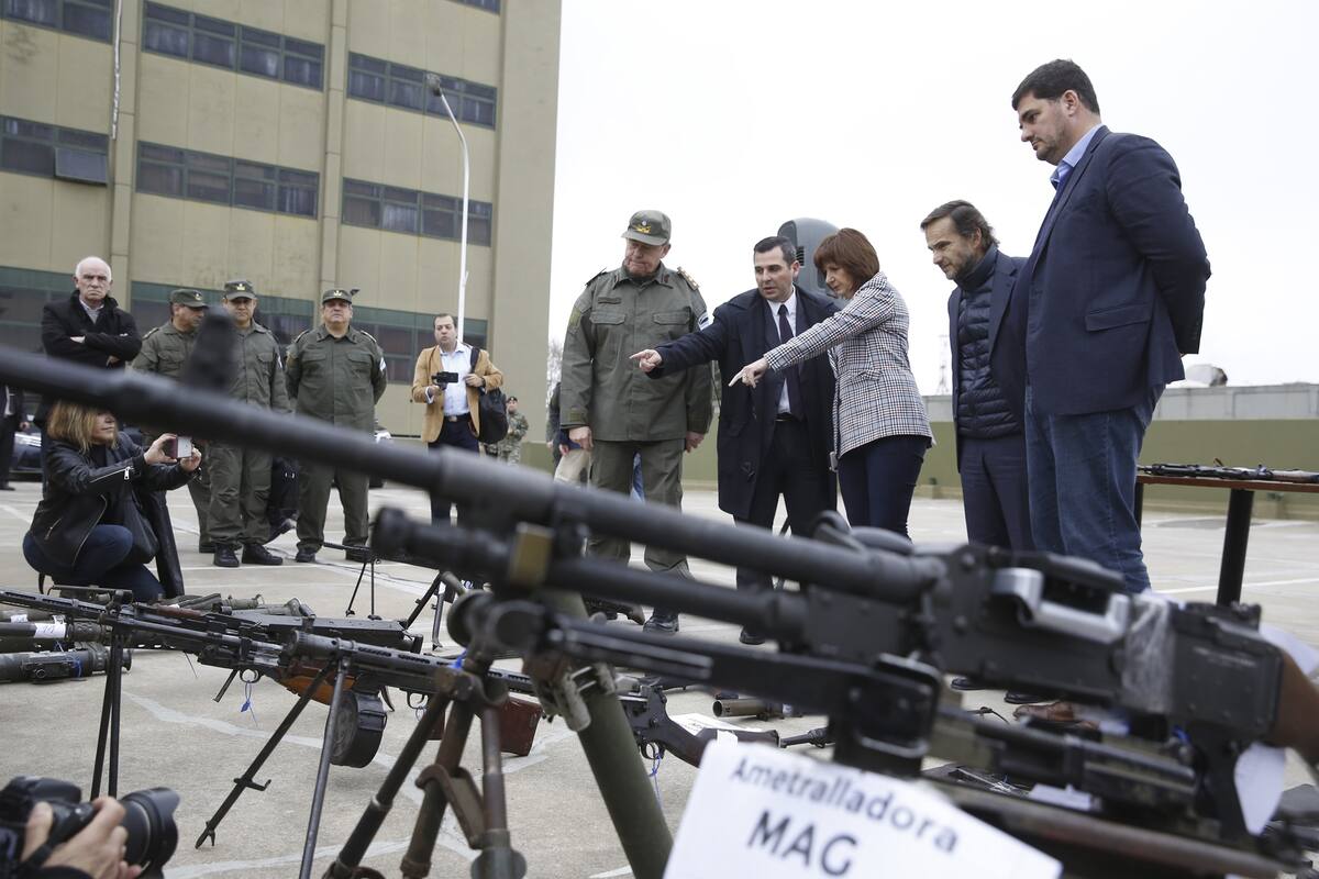 Parte del arsenal secuestrado fue exhibido, en 2018, por la exministra Patricia Bullrich