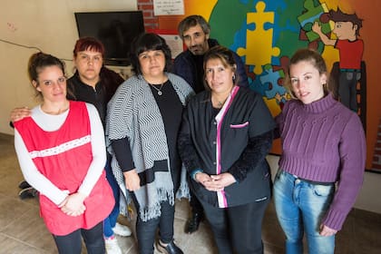 Parte del equipo de la casa, que está conformado por psicólogas, trabajadoras sociales, operadoras y un abogado