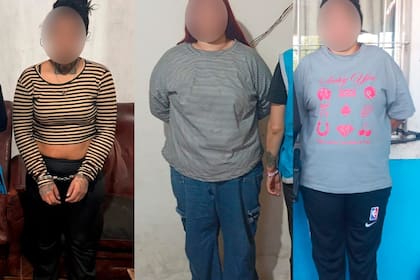 Parte del grupo detenido en los procedimientos simultáneos en Constitución, Boedo, San Nicolás, Avellaneda y Moreno