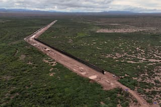 Gobierno de Trump pide a Corte Suprema que le permita seguir construyendo muro fronterizo en Texas