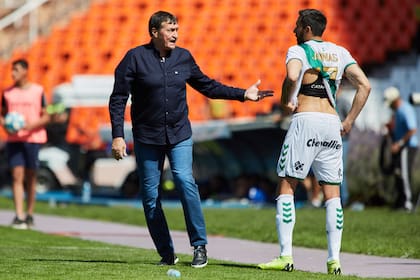 Falcioni, como técnico de Banfield