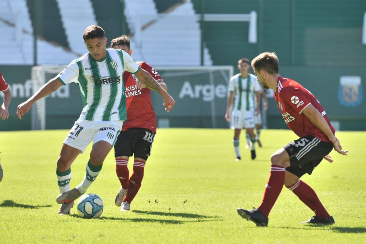 Partido de reserva entre Banfield y River